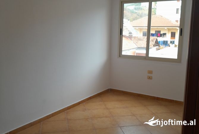Shtepi ne shitje 2+1 ne Tirane - 131,000 Euro