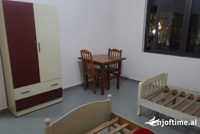 Private house for rent in Tirana 4+1, In Part