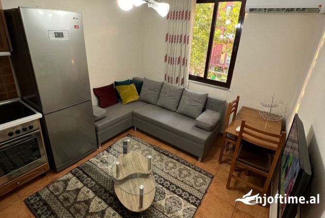 Shtepi me qera 1+1 ne Tirane - 550 Euro