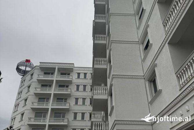 Shtepi ne shitje Apartament ne Tirane, 2+1, Mobilimi Bosh, pa mobiluar, Pagesa 137,874  Euro.