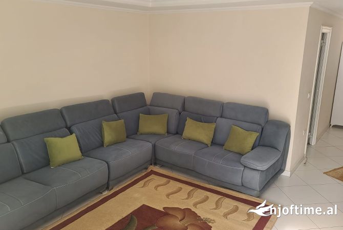 Shtepi me qera 2+1 ne Tirane - 600 Euro