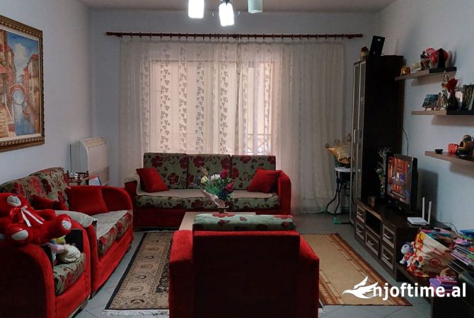Shtepi ne shitje 2+1 ne Tirane - 360,000 Euro