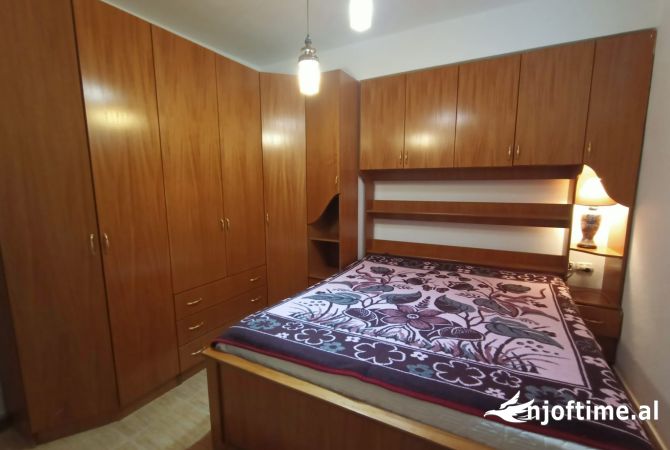 Shtepi me qera 2+1 ne Tirane - 600 Euro