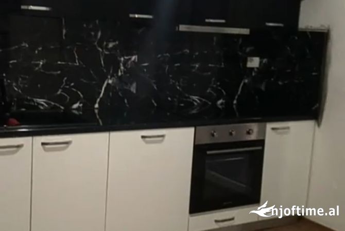 Shtepi me qera 2+1 ne Tirane - 500 Euro