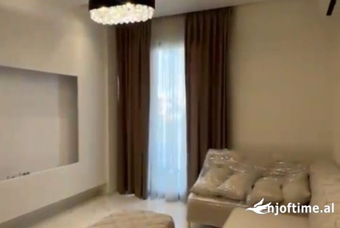 Shtepi me qera 2+1 ne Tirane - 600 Euro