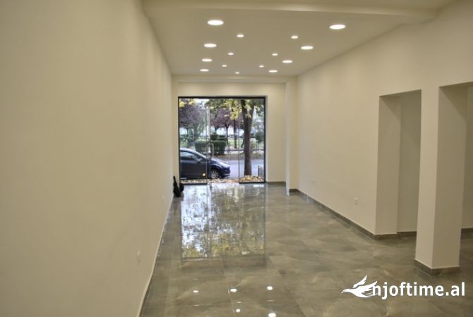 Ambient biznesi ne shitje 1+1 ne Tirane - 530,000 Euro