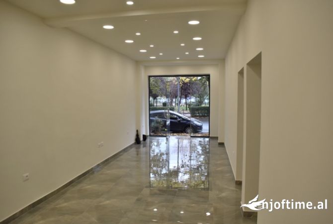 Ambient biznesi ne shitje 1+1 ne Tirane - 530,000 Euro