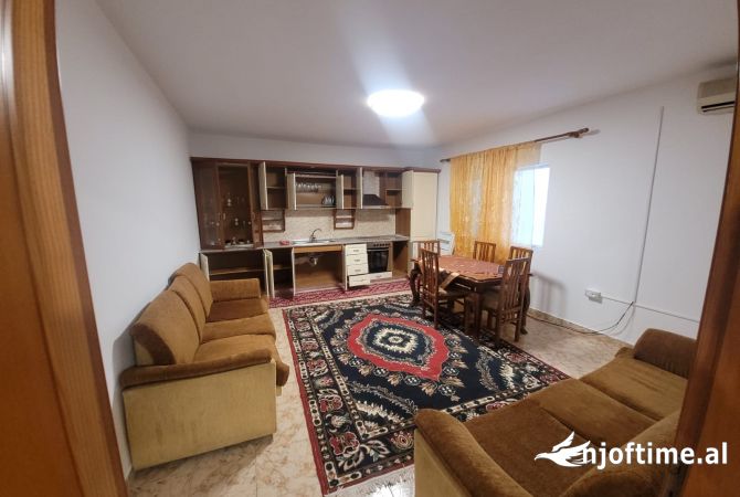 Shtepi me qera 2+1 ne Tirane - 500 Euro
