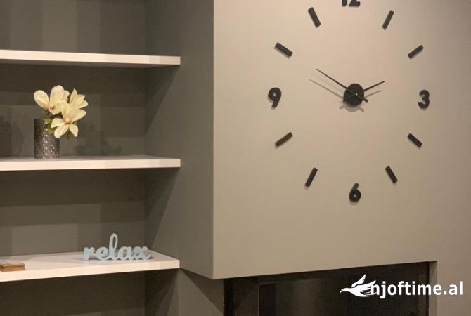 Shtepi me qera 3+1 ne Tirane - 1,300 Euro