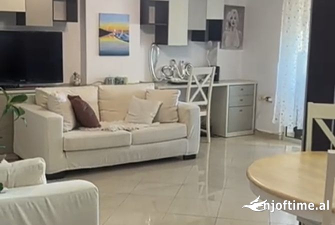 Shtepi me qera 1+1 ne Tirane - 600 Euro