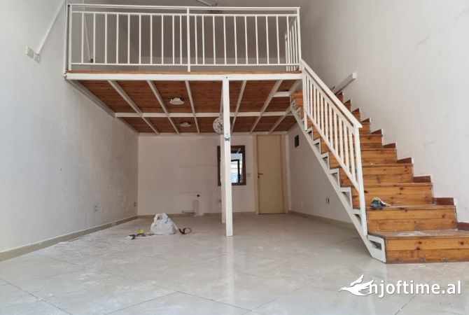 Ambient biznesi me qera 3+1 ne Tirane - 500 Euro