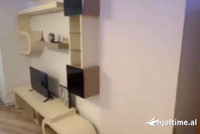 Shtepi me qera 2+1 ne Tirane - 850 Euro