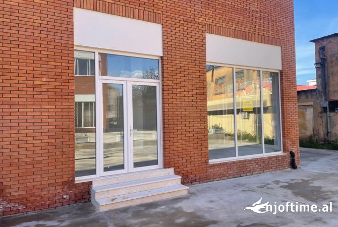 Ambient biznesi me qera 1+1 ne Tirane - 500 Euro