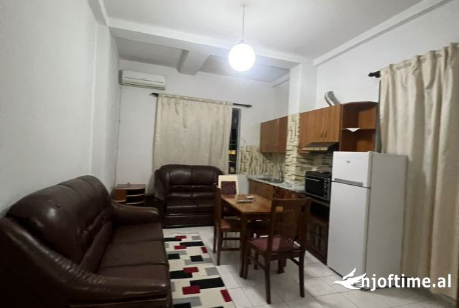Shtepi me qera 1+1 ne Tirane - 500 Euro