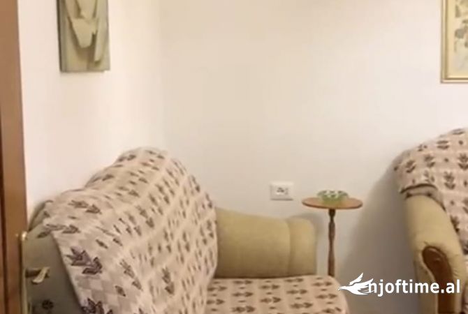Shtepi me qera 3+1 ne Tirane - 530 Euro