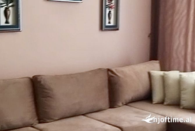 Shtepi me qera Apartament ne Tirane, 1+1, Mobilimi E mobiluar, Pagesa 550  Euro.