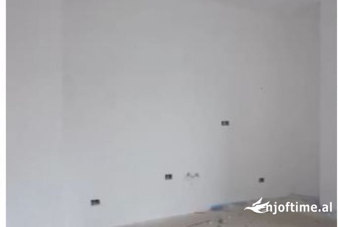 Shtepi ne shitje 2+1 ne Tirane - 122,595 Euro