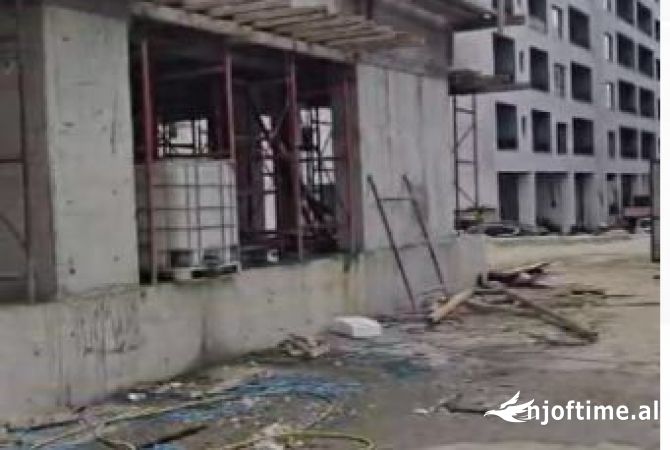 Shtepi ne shitje Apartament ne Tirane, 2+1, Mobilimi Bosh, pa mobiluar, Pagesa 67,867  Euro.