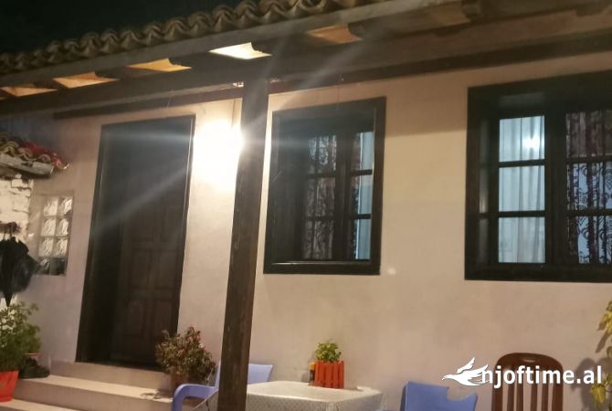 Shtepi ne shitje 2+1 ne Berat - 156,000 Euro