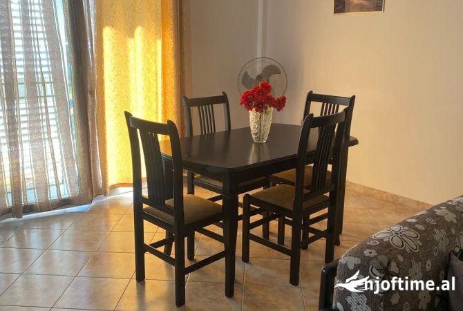 Shtepi me qera 2+1 ne Tirane - 500 Euro