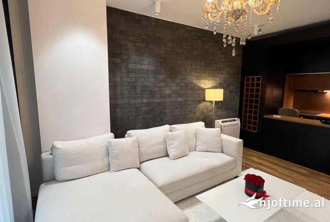 Shtepi ne shitje 1+1 ne Tirane - 250,000 Euro