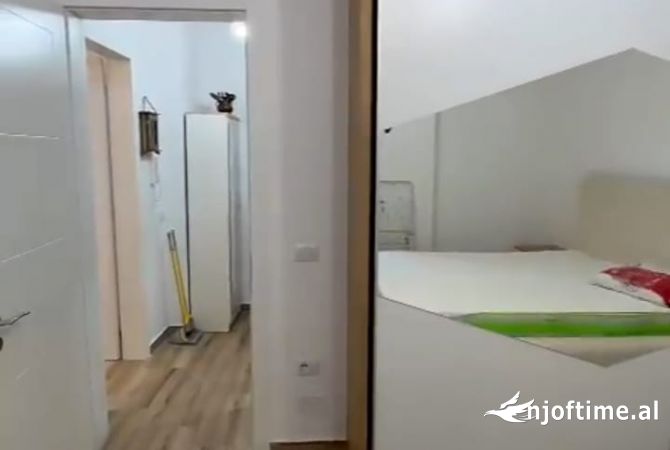 Shtepi ne shitje Apartament ne Lezhe, 2+1, Mobilimi E mobiluar, Pagesa 84,000  Euro.
