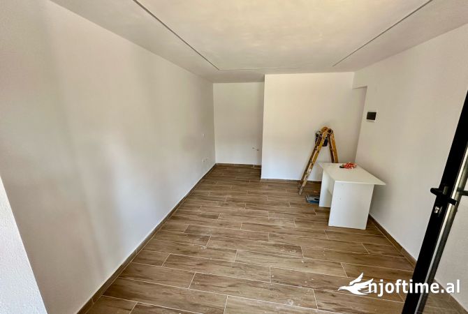 Ambient biznesi me qera 1+1 ne Tirane - 500 Euro