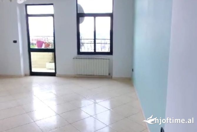 House for Rent 3+1 in Tirana - 800 Euro