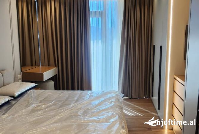 Shtepi me qera 2+1 ne Tirane - 2,300 Euro
