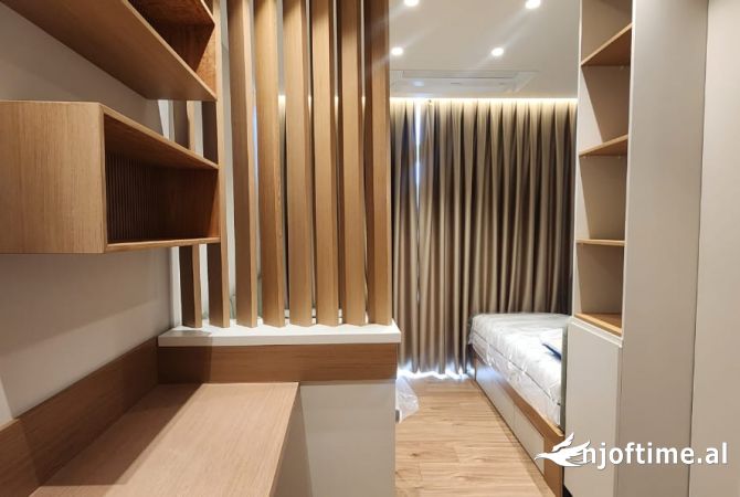 Shtepi me qera 2+1 ne Tirane - 2,300 Euro