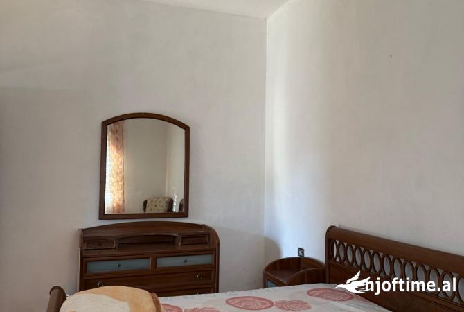 Shtepi me qera 1+1 ne Tirane - 250 Euro