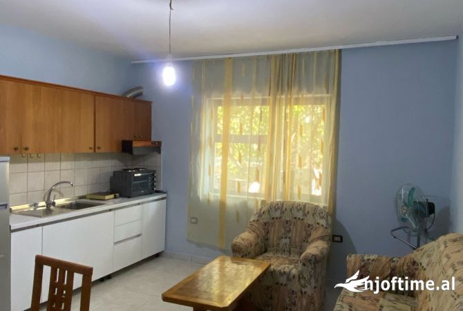 Shtepi me qera 1+1 ne Tirane - 350 Euro