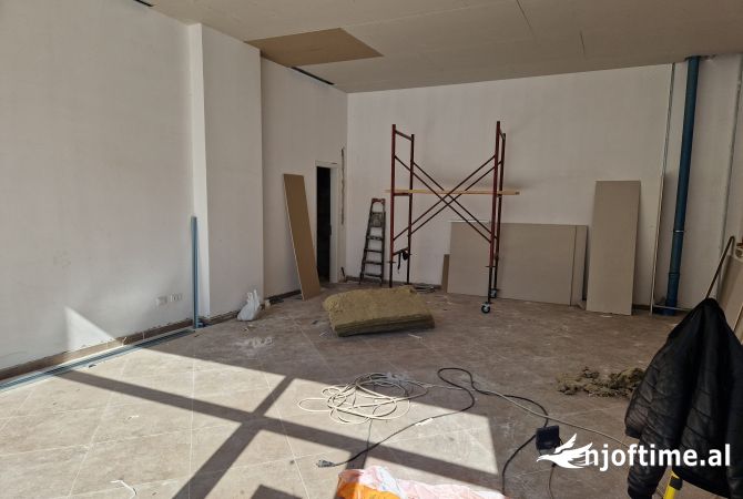 Ambient biznesi me qera 1+1 ne Tirane - 850 Euro