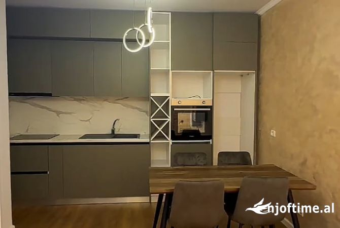 Shtepi ne shitje Apartament ne Durres, 1+1, Mobilimi E mobiluar, Pagesa 110,000  Euro.