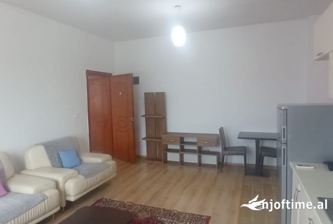 Casa in affitto 2+1 a Tirana - 350 Euro