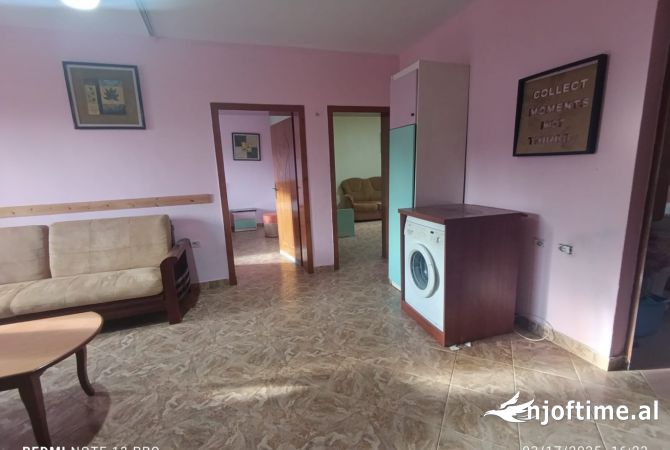 Shtepi me qera Apartament ne Tirane, 3+1, Mobilimi E mobiluar, Pagesa 450  Euro.