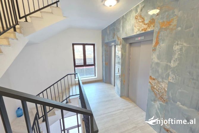 Ambient biznesi me qera 1+1 ne Tirane - 500 Euro