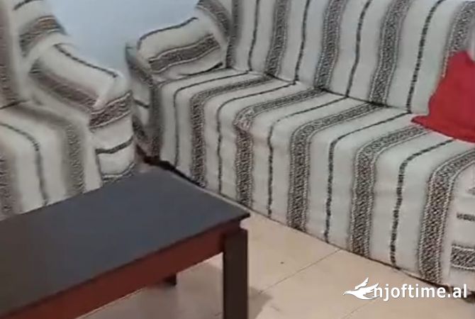 Shtepi me qera 1+1 ne Tirane - 300 Euro