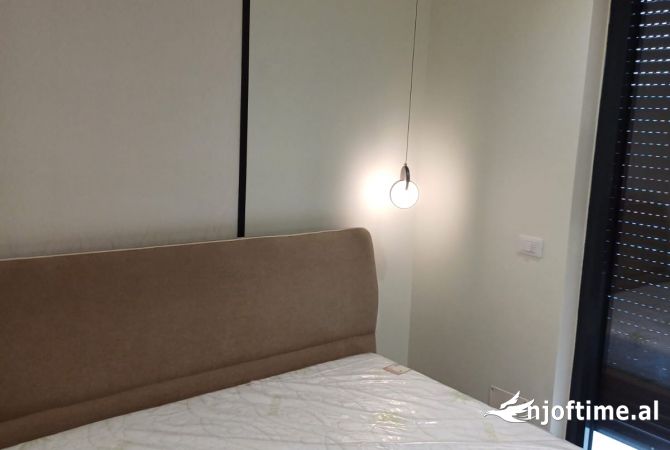 Shtepi me qera Apartament ne Tirane, 1+1, Mobilimi E mobiluar, Pagesa 800  Euro.