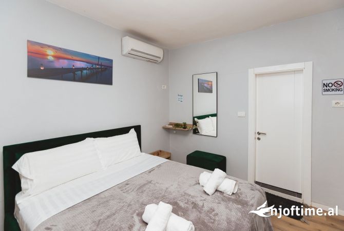 Ambient biznesi me qera 1+1 ne Tirane - 750 Euro
