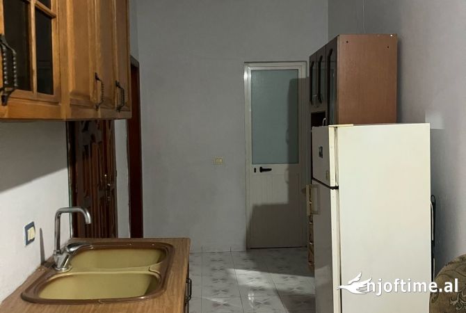 Casa in affitto 1+1 a Tirana - 350 Euro