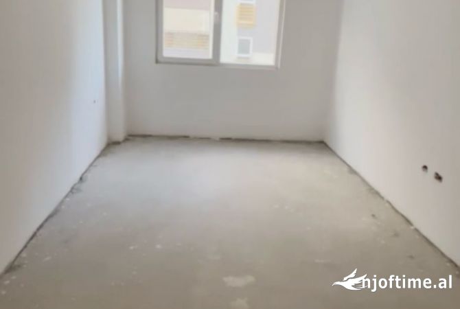 Shtepi ne shitje 1+1 ne Tirane - 129,000 Euro