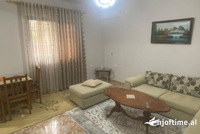 Shtepi me qera 1+1 ne Tirane - 450 Euro