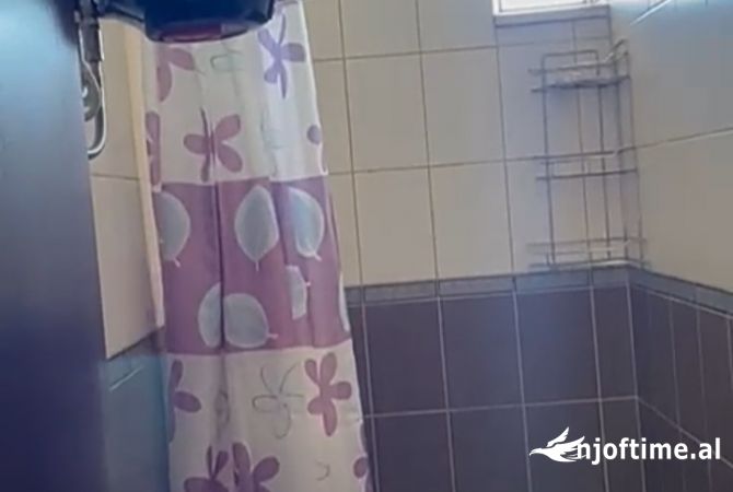 Shtepi me qera Shtepi Private ne Tirane, 1+1, Mobilimi E mobiluar, Pagesa 370  Euro.