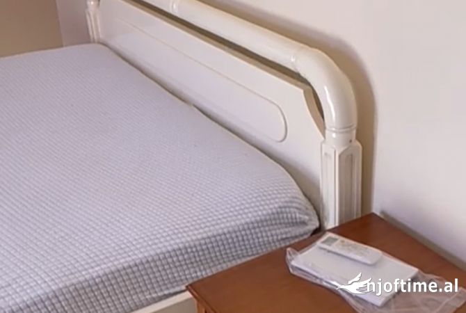 Shtepi me qera Shtepi Private ne Tirane, 1+1, Mobilimi E mobiluar, Pagesa 370  Euro.