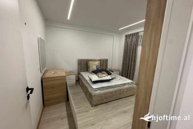 Shtepi me qera Apartament ne Tirane, 1+1, Mobilimi E mobiluar, Pagesa 650  Euro.