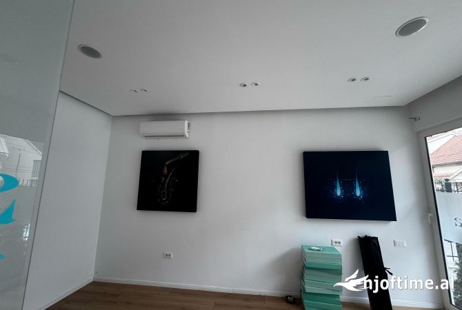 🔥Jepet me Qera Ndertesa 200 m2 +3 Poste Parking ne gjendje shume te mire ,tek Komuna Parisit 