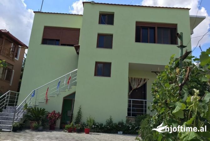 Shtepi ne shitje 3+1 ne Tirane - 320,000 Euro