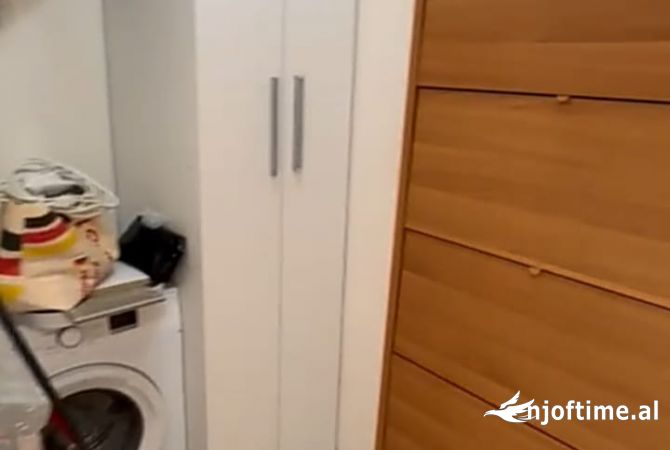 Shtepi me qera Apartament ne Tirane, 1+1, Mobilimi E mobiluar, Pagesa 550  Euro.