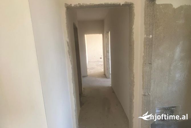 Shtepi ne shitje 2+1 ne Tirane - 184,208 Euro